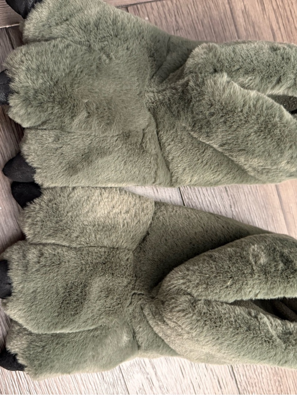 Plush Olive Green Fuzzy Dino Slippers size 4/5